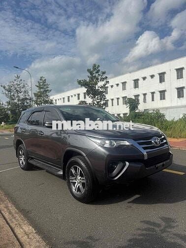 Toyota Fortuner 2017 Xám Số sàn
