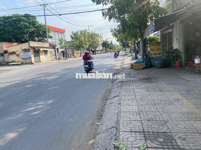 cho thuê nhà MT đường Nguyễn Văn Bữa, 11x10m