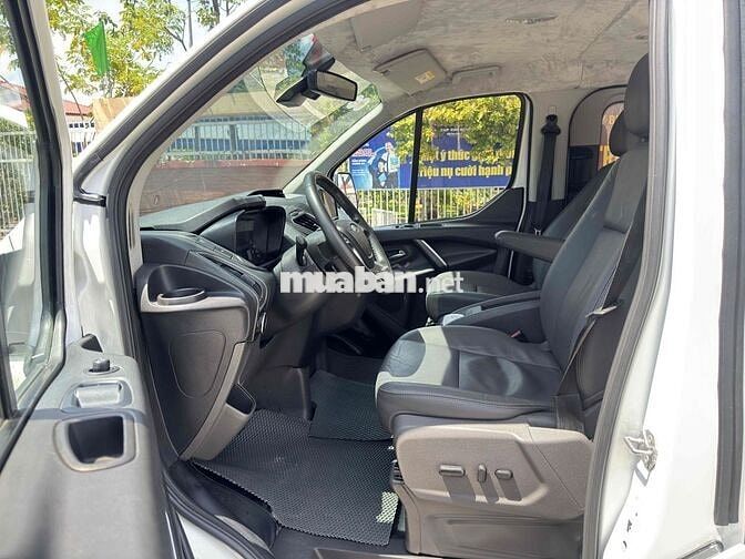 Ford Tourneo Titanium 2.0 AT 2021 Trắng 92000 km