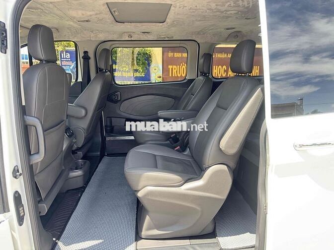 Ford Tourneo Titanium 2.0 AT 2021 Trắng 92000 km