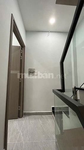 Bán Nhà Hẽm 4m, ĐƯỜNG NGUYỄN TIỂU LA 29m2 - 5TẦNG,8,3 TỶ/TL,P8.Q10