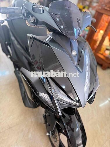 Yamaha NVX ABS Đen