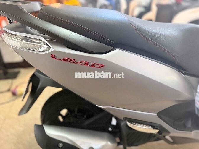 Honda Lead 2024 Bạc
