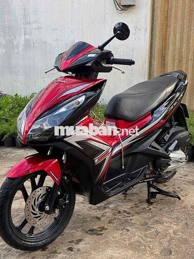 Honda Air Blade 2015 Đỏ đen phom bỏ mẫu