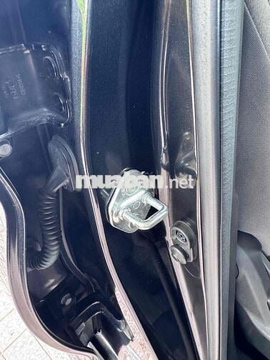 Suzuki Ertiga Hybrid cọp tự động đăng ký 6/2024