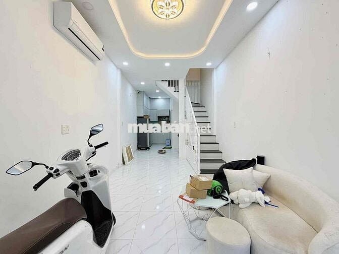 SÁT MẶT TIỀN HUỲNH VĂN BÁNH – HẺM XE HƠI 7 CHỖ TỚI CỬA – CHỈ 6.4 TỶ