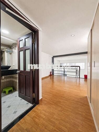 Căn Hộ 60m² Có Tầng Lửng, 2WC Hai Giếng Trời 