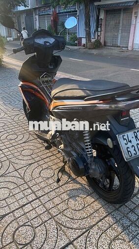 Honda Air Blade Thể thao Đen cam đỏ Mới