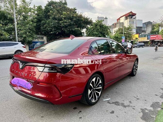 VinFast Lux A Base 2021 Đỏ 56000 km