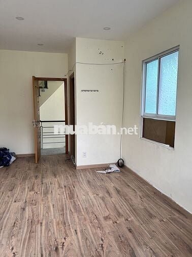 Cho Thuê Nhà Trần Văn Quang - Tân Bình 2 Phòng ngủ Tollet riêng