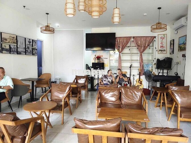 Cần tìm bạn nữ đồng hành cùng quán