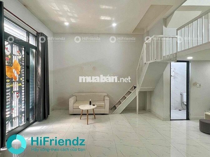 Cho thuê phòng có gác 30m2 siêu rộng ở Trệt ngay trung tâm Quận 4