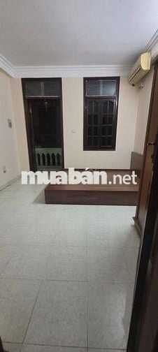 Cho nữ thuê phòng nhà riêng 3,5 tầng, ngõ 254D Minh Khai, giá 2,4 tr