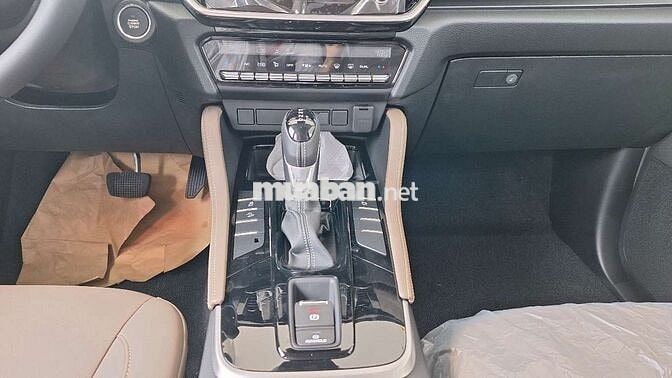 Isuzu Mu-X Prestige 7 chỗ Tự động máy dầu