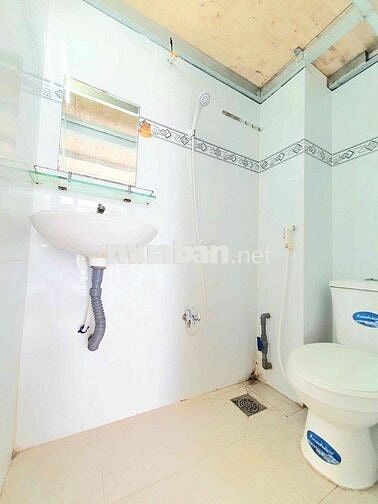 Cho Thuê Phòng Gác, Học Viện Hàng Không, Sân Bay, Giữ phòng Tháng 9