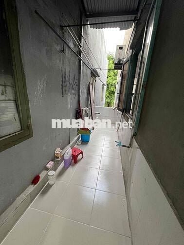 Cho Thuê Phòng 1 người, Điện Nước Giá Dân, Máy lạnh, Gần Công Thương