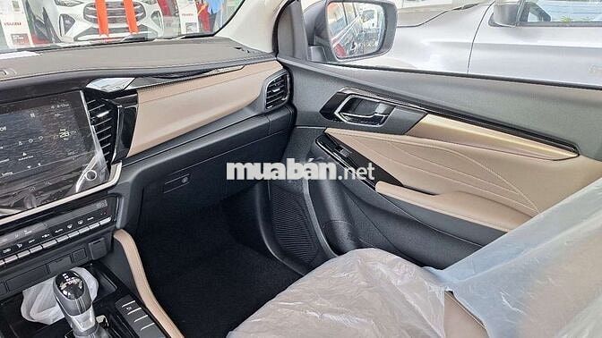 Isuzu Mu-X Prestige 7 chỗ Tự động máy dầu