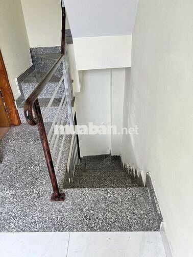 Cho Thuê Nhà Trần Văn Quang - Tân Bình 2 Phòng ngủ Tollet riêng