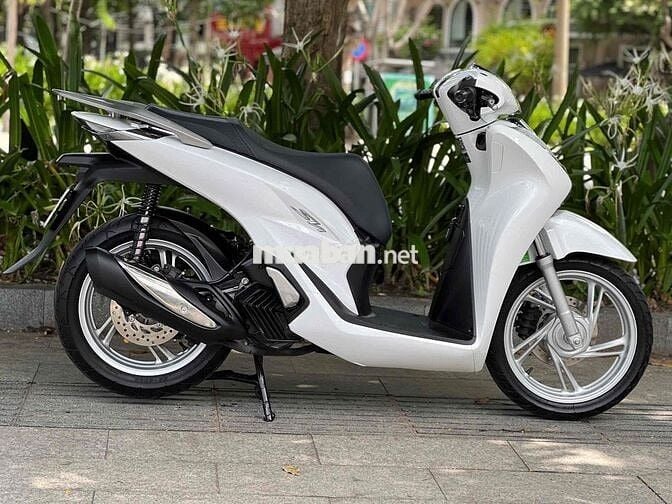Honda SH 125 CBS 2022 Trắng bạc 7.000km Bstp 9Chu