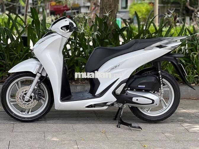 Honda SH 125 CBS 2022 Trắng bạc 7.000km Bstp 9Chu