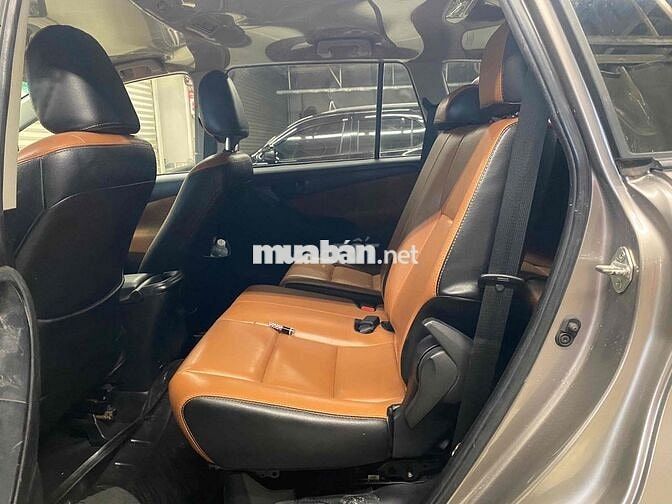 Toyota Innova 2.0E MT 2018 Đồng ánh kim - 87000 km