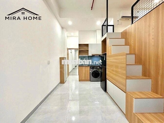 CHDV có Gác mặt Tiền Lâm Văn Bền ( ngay UFM )