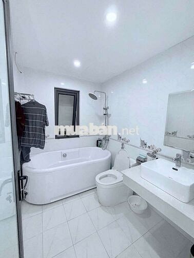 🏡 Sài Đồng Đỉnh Cao! Nhà 6 Tầng Full Nội Thất – 3PN Khép Kín-Giá 13tr