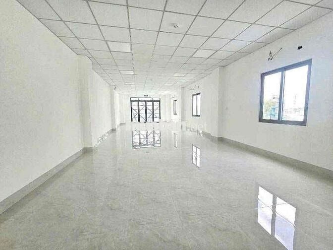 CHỦ GỬI CHO THUÊ TOÀ NHÀ 5 LẦU CÓ THANG MÁY - MẶT TIỀN ĐƯỜNG 30/4