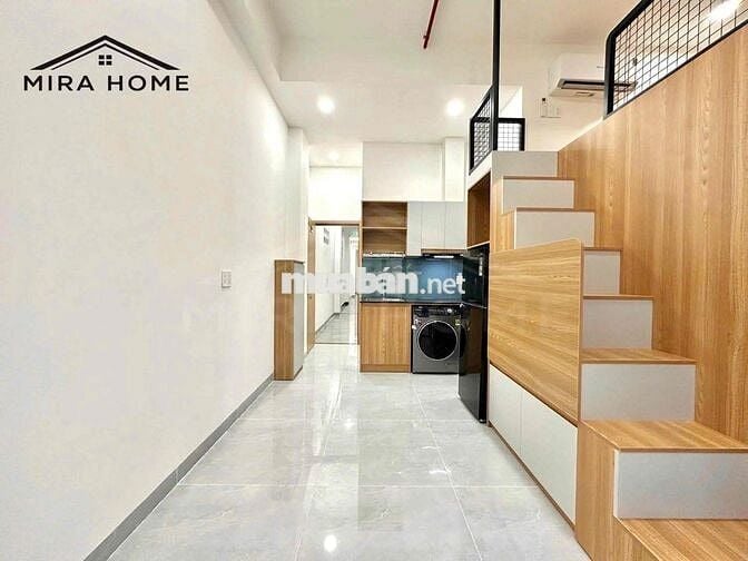 CHDV có Gác mặt Tiền Lâm Văn Bền ( ngay UFM )
