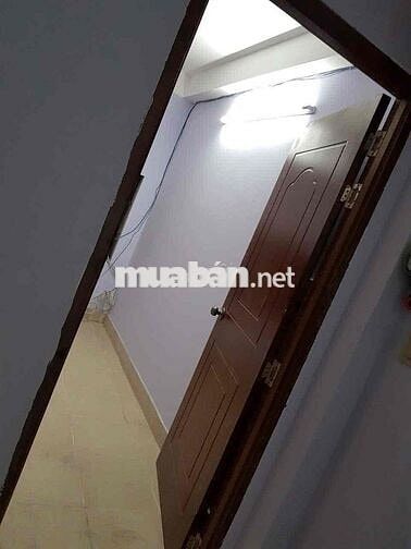 cho thuê phòng trọ 12m2, Đ QL1A, gần Đh Nguyễn Tất Thành
