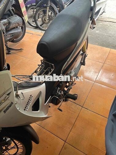 Honda Wave 100 Trắng