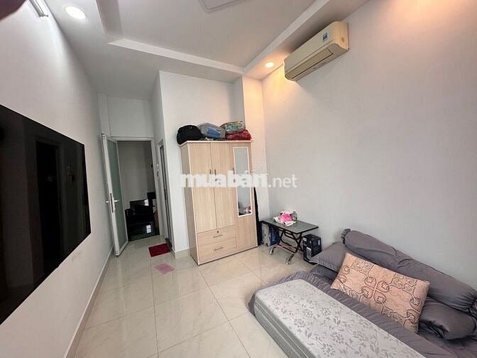 XÓM CHIẾU Q4- 5 LẦU ĐÚC- 26m2- HOÀN CÔNG - CHỈ 3 TỶ nhỉnh