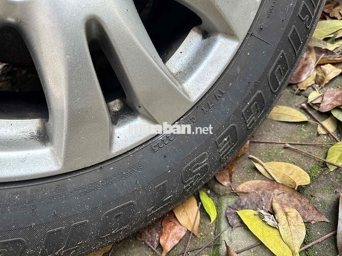 Mazda BT50 3.2 Bạc