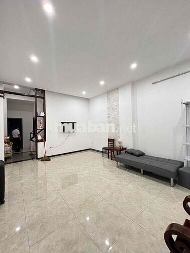 CHO THUÊ TOÀ NHÀ 3 TẦNG MẶT TIỀN LÊ VĂN HIẾN SÁT BÙI TÁ HÁN