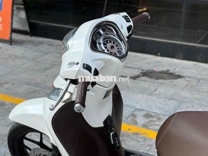 Honda SH Mode Smartkey 2017 Trắng Nâu 29B1