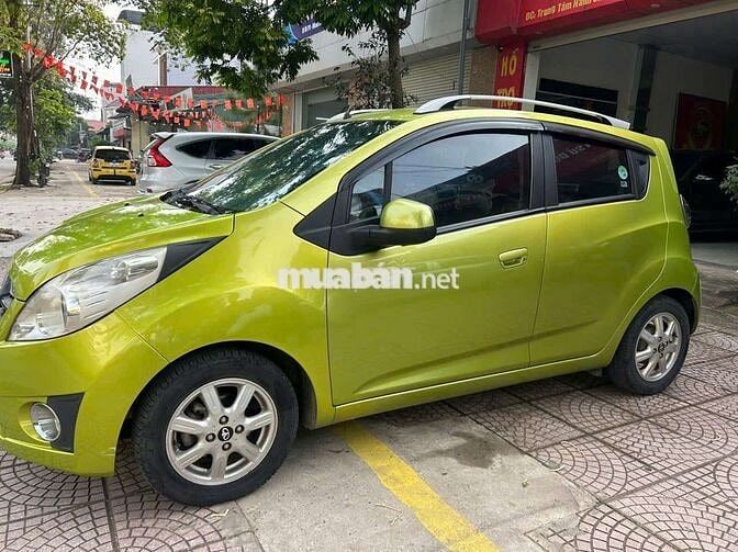 Chevrolet Spark 2024 Số tự động Xanh lá