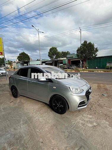 Hyundai i10 2018 Số sàn Bạc