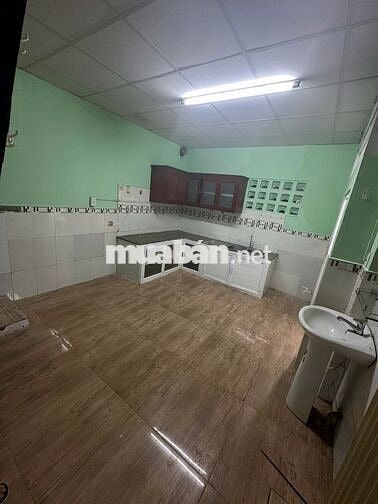 Cho thuê nhà nguyên căn 1 trệt 1 lầu – Hẻm 201 Vĩnh Viễn, Quận 10