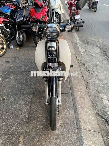 Honda Cub 50cc 2023 Đen, Trắng Đã sử dụng
