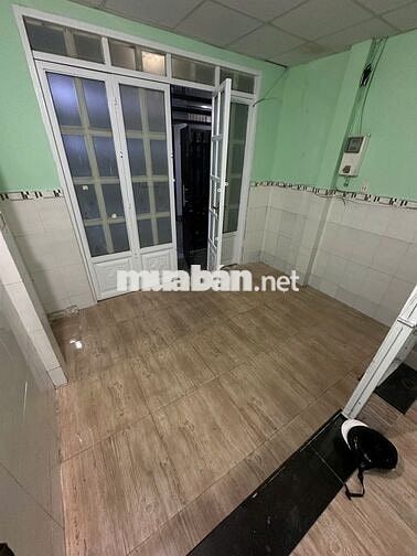 Cho thuê nhà nguyên căn 1 trệt 1 lầu – Hẻm 201 Vĩnh Viễn, Quận 10