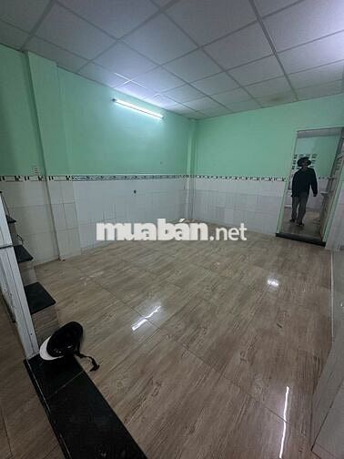 Cho thuê nhà nguyên căn 1 trệt 1 lầu – Hẻm 201 Vĩnh Viễn, Quận 10