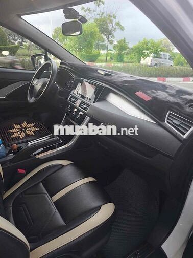 Mitsubishi Xpander Eco Trắng Số tự động