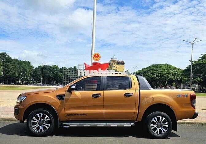 Ford Ranger Wildtrak Bi-Turbo 4x4 2019 Vàng đồng