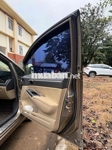 Honda Civic 2.0 2011 Chính chủ lên full đồ chơi