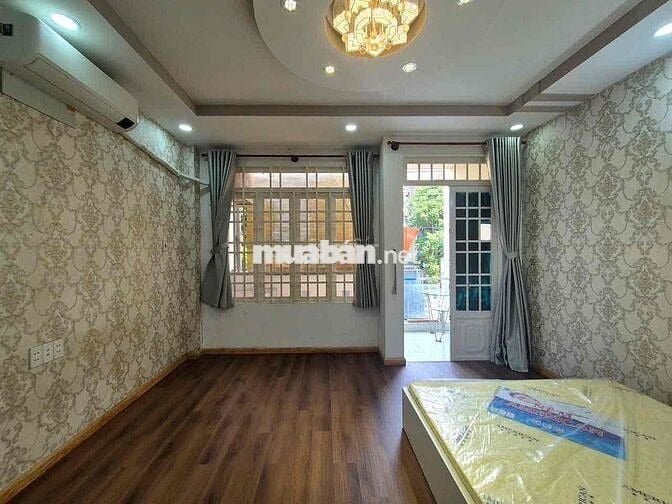 Cho thuê nhà mặt tiền Đặng Thuỳ Trâm. Diện tích 5x20m. Giá 40tr/tháng