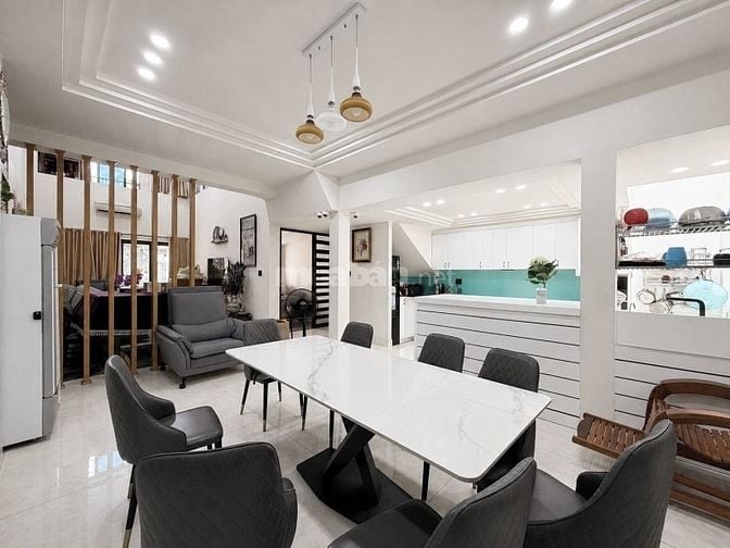 Chính chủ bán biệt thự khu lam sơn - 142m2- 7m/9m x 17,5m giá 42,5 tỷ