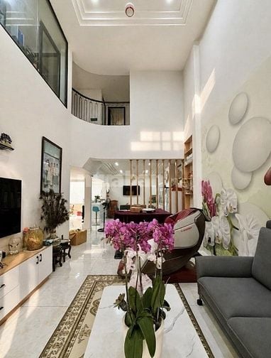 Chính chủ bán biệt thự khu lam sơn - 142m2- 7m/9m x 17,5m giá 42,5 tỷ