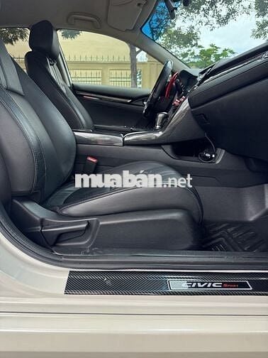 Honda Civic 2018 1.5 Turbo Trắng 33.000km
