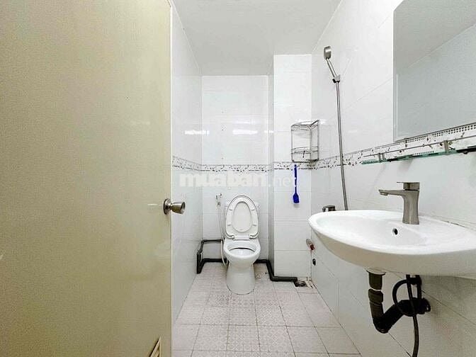 VỪA TRỐNG STUDIO Cửa SỔ  NGAY TRUNG TÂM Q10 - TRUNG TÂM CÁC TRƯỜNG ĐH