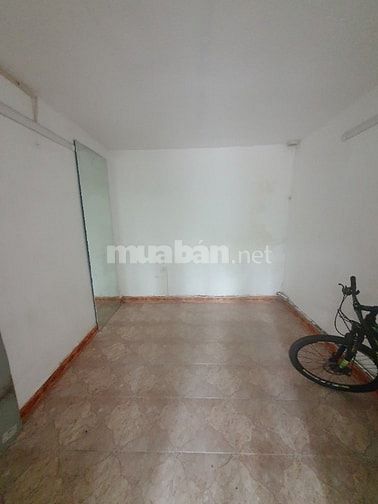 Cho thuê mặt bằng kinh doanh tầng 1 đường Nguyễn Huy Tưởng
